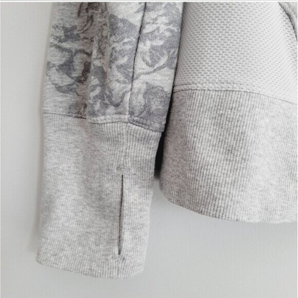 OLD NAVY Active Sweatshirt Mesh Panel Floral Pattern Grey Sz XXL - Picture 10 of 12